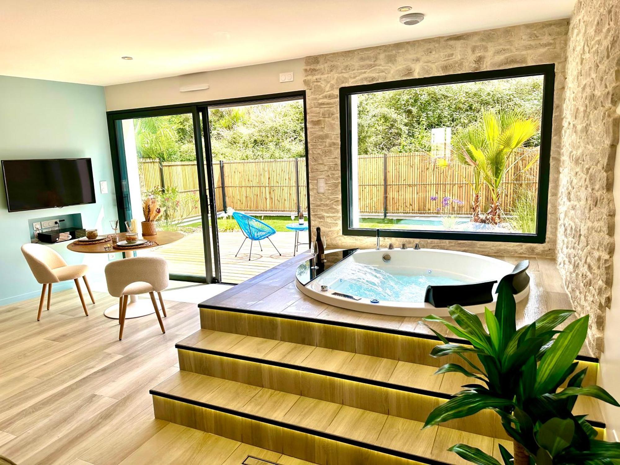 Saint-Hilaire-de-Talmont Les Suites Du Payre - Suite Romance מראה חיצוני תמונה