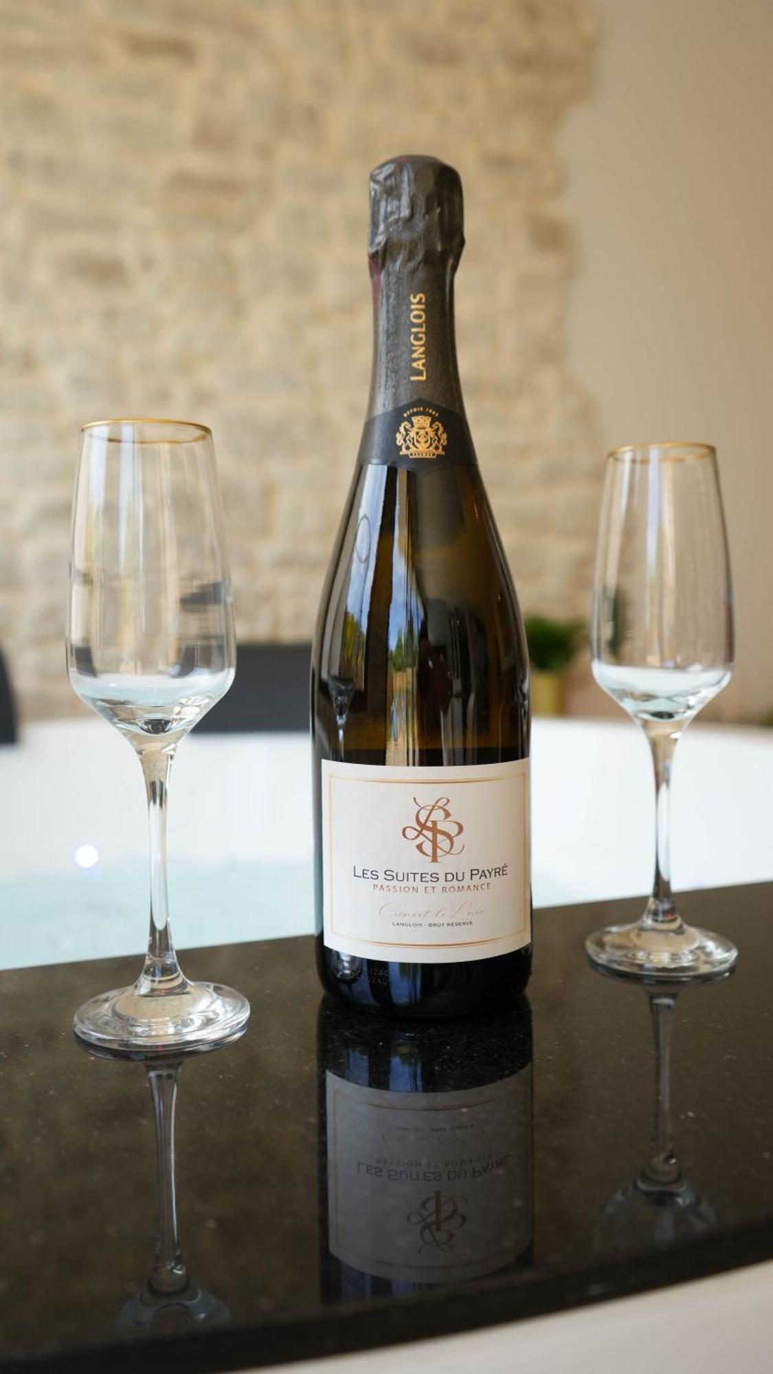 Saint-Hilaire-de-Talmont Les Suites Du Payre - Suite Romance מראה חיצוני תמונה