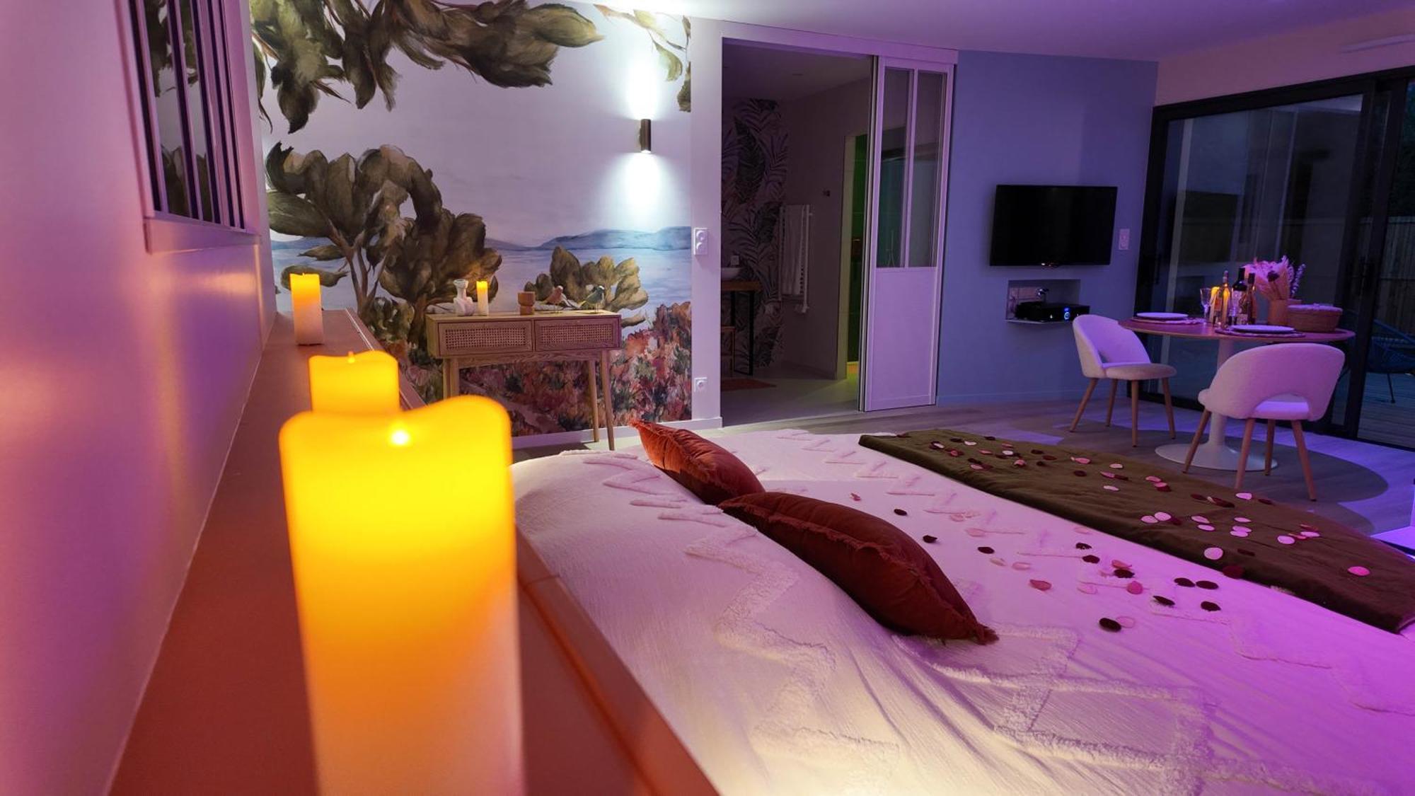 Saint-Hilaire-de-Talmont Les Suites Du Payre - Suite Romance מראה חיצוני תמונה